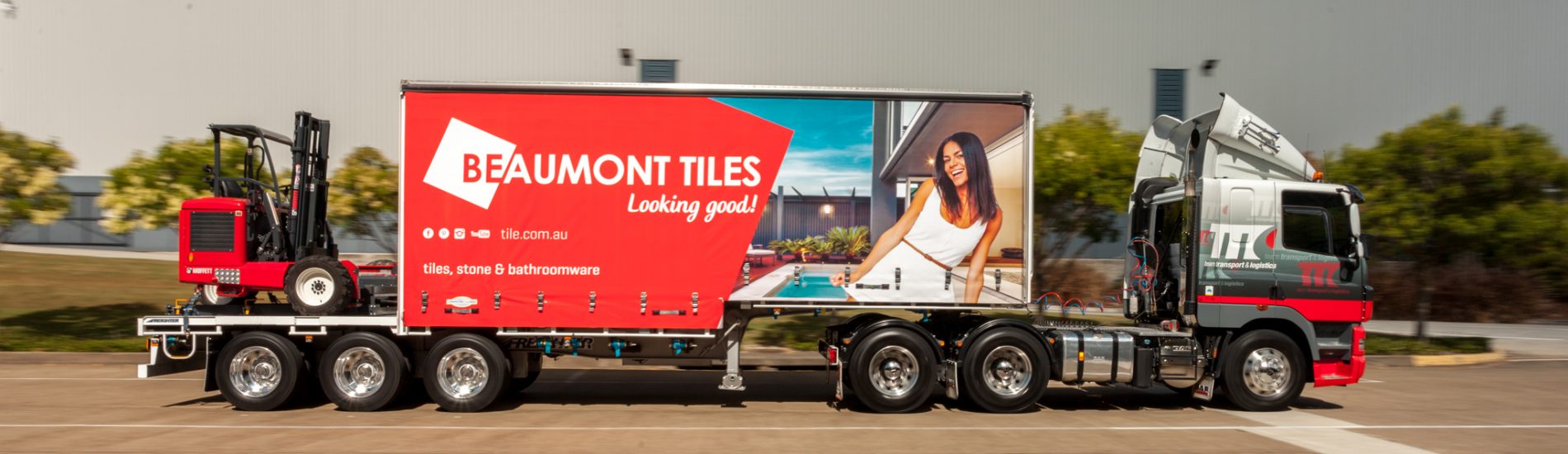 An advertisement hoarding on team transport truck